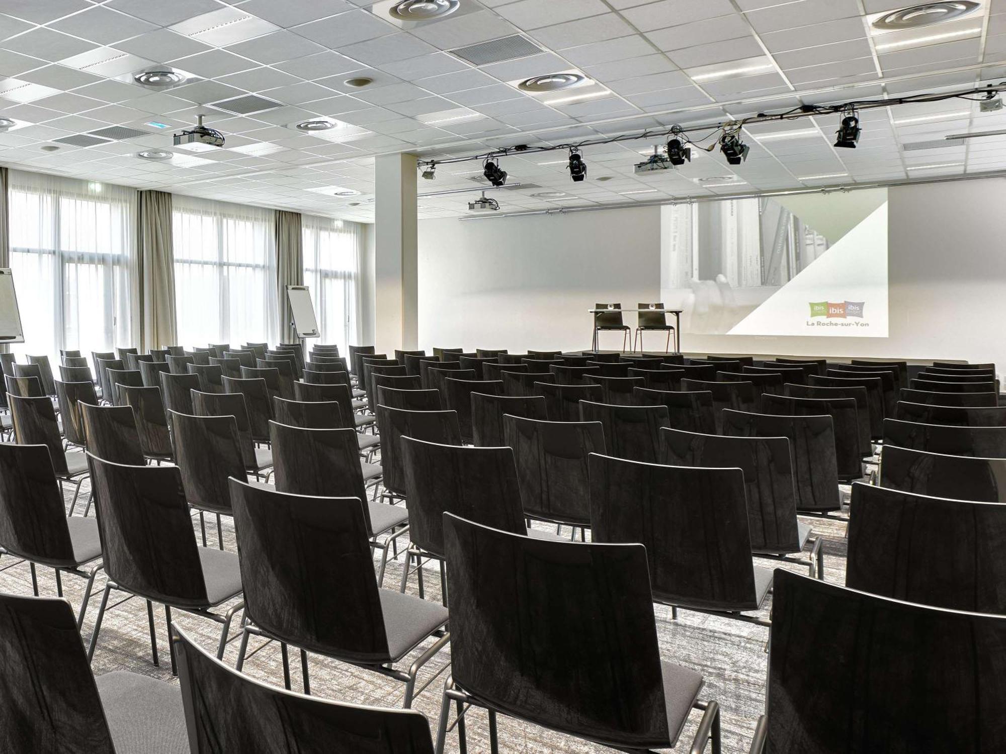 Ibis La Roche Sur Yon Vendespace Mouilleron-le-Captif Εξωτερικό φωτογραφία